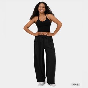 NWT Halara wide-leg pants
